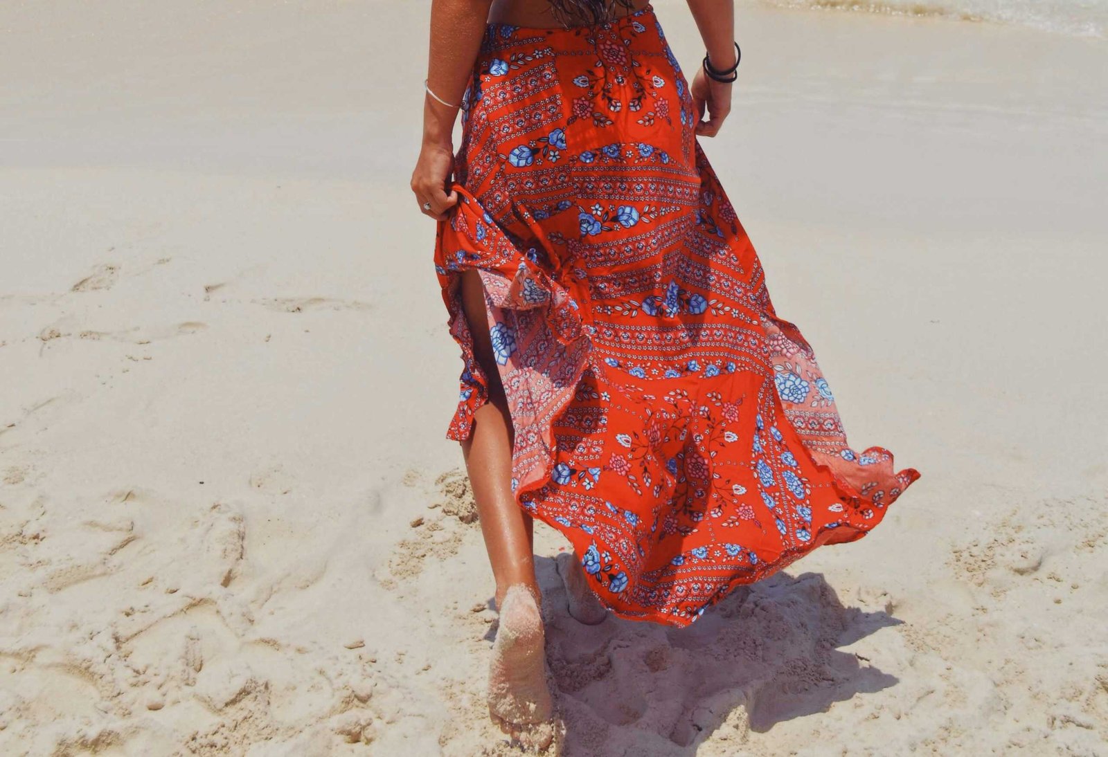 A Comprehensive Guide To Manufacturing Women’S Skirts