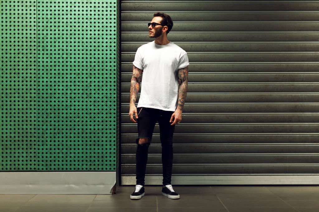 How To Start A T-Shirt Business: A 2025 Guide