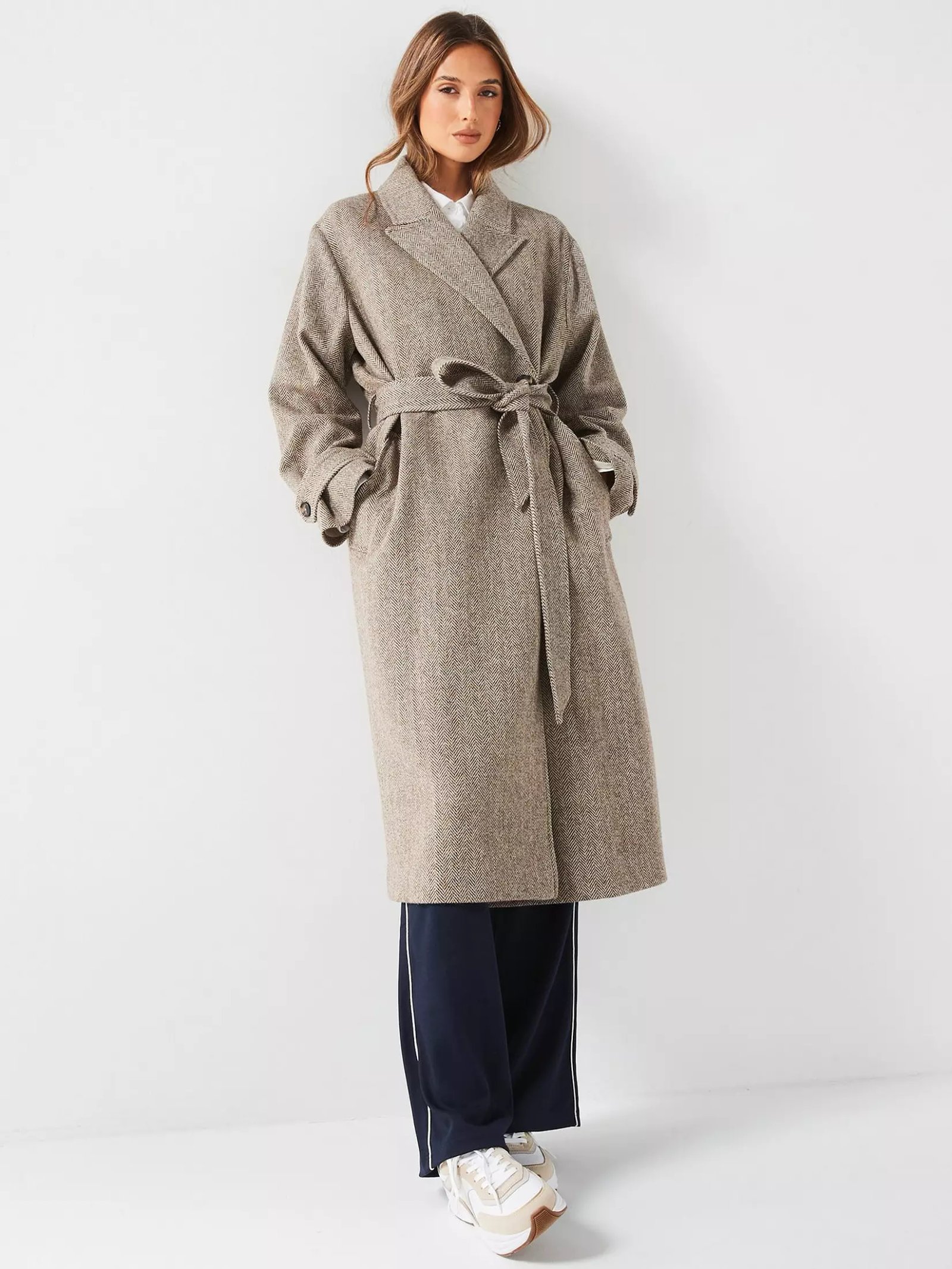 Mastering Coat Manufacturing: Your Complete Guide To Success