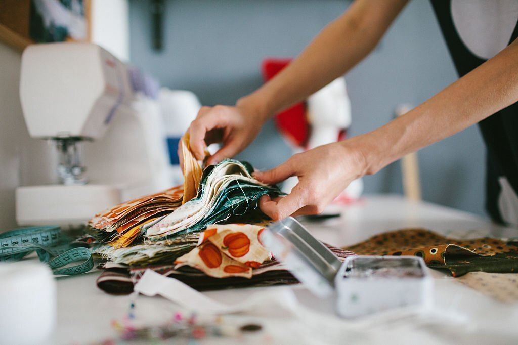 Detailed Guide To Production Management In Fashion Business