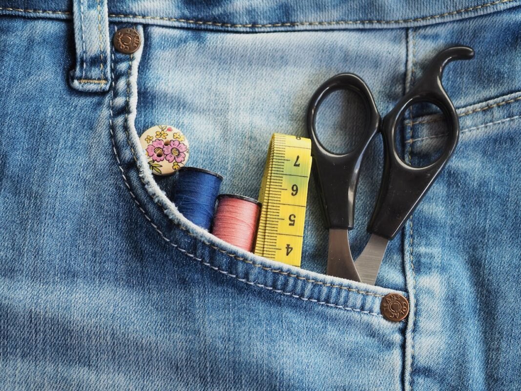 Sustainable Packaging For Clothing: Eco & Stylish Solutions