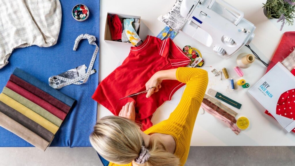 How To Outsource Clothing Manufacturing: An Easy Guide