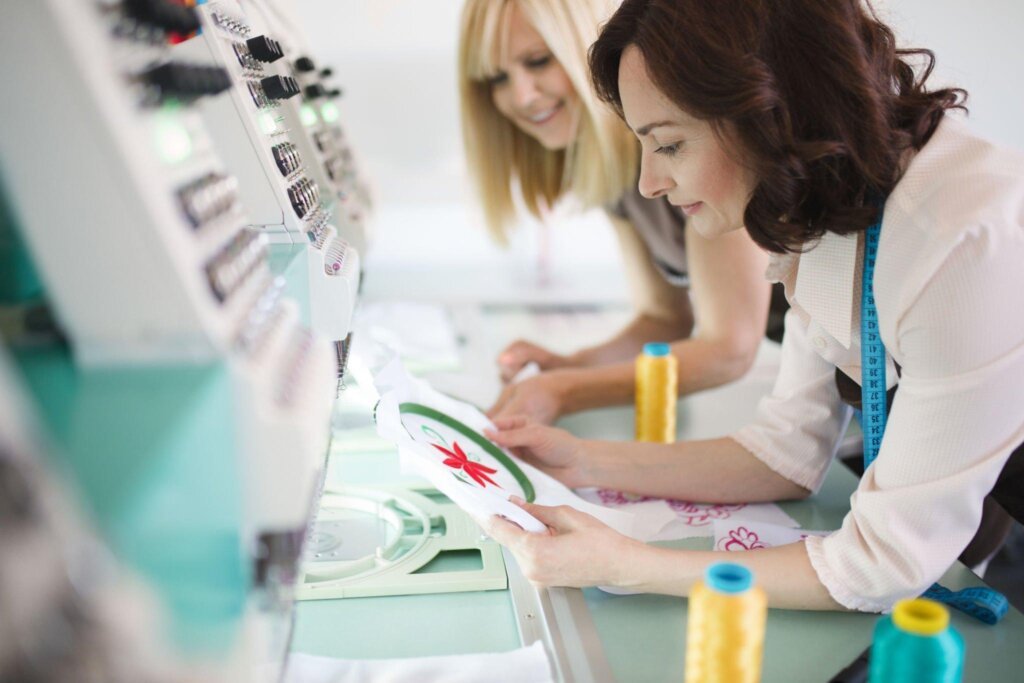Embroidery Vs Screen Printing: Which Is Best To Customize